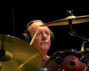 170125-butch-trucks-2005_f1bdfd6a8199b71fad90385f71f2d1e6-nbcnews-ux-2880-1000